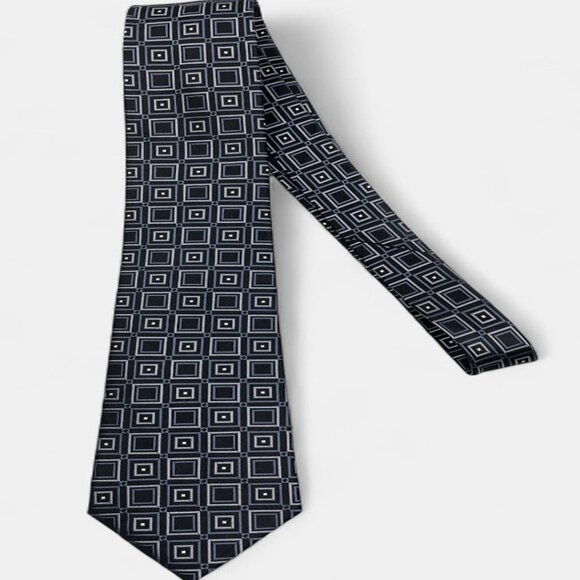 David Taylor Silk Tie Geometric Cubes Silver Black Formal Business Dress - Picture 2 of 6